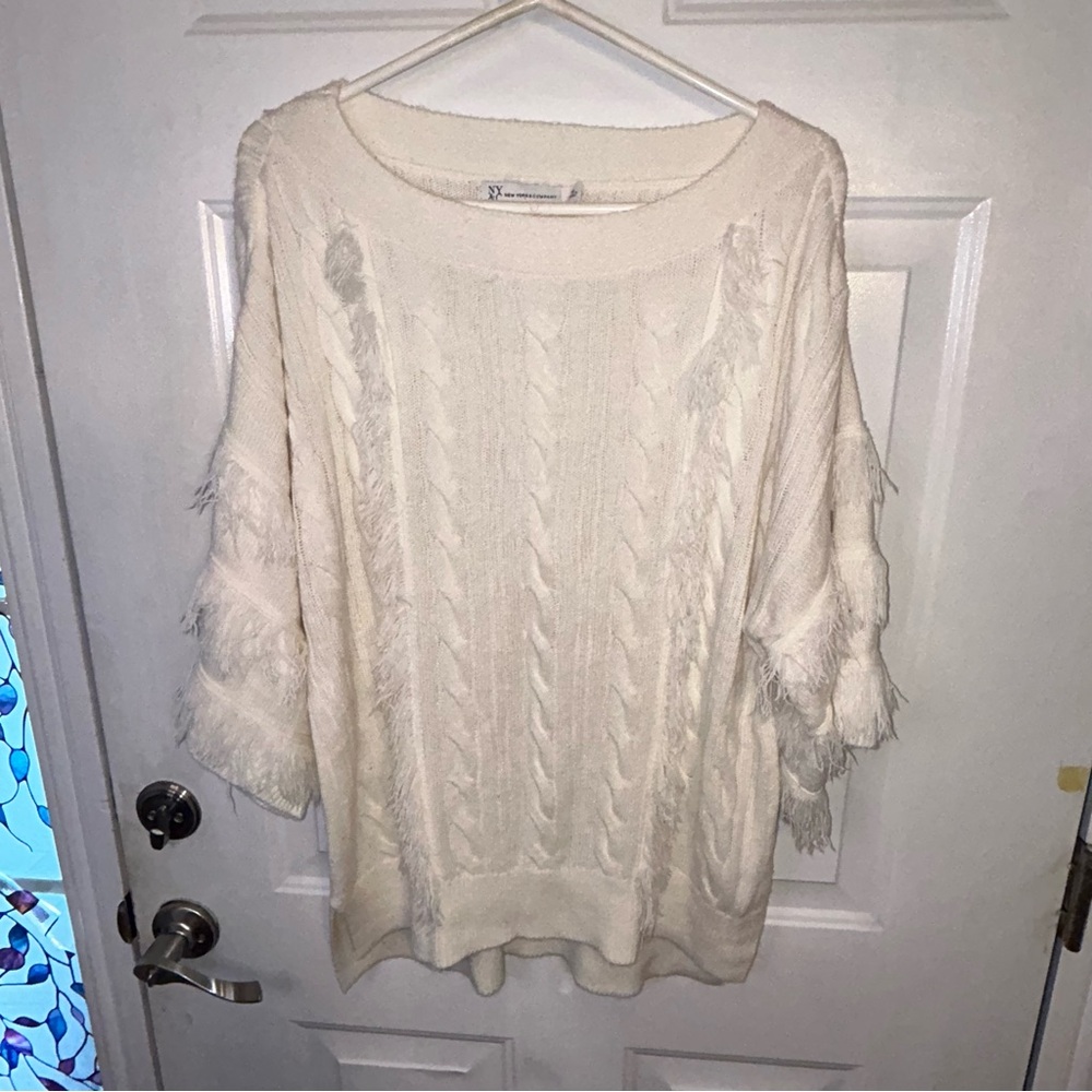 New York & Company women’s Cream Cable Knit Sweater with fringe Size XL